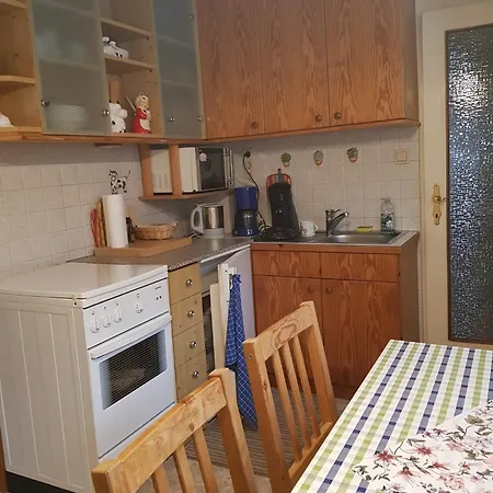 Lisis Appartements, Privatzimmer, Apartment Gross Taxen
