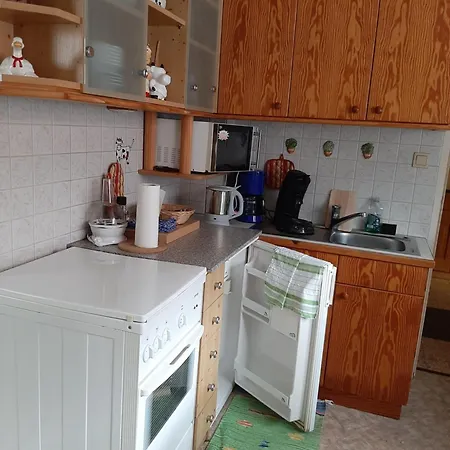 Apartment Lisis Appartements, Privatzimmer,