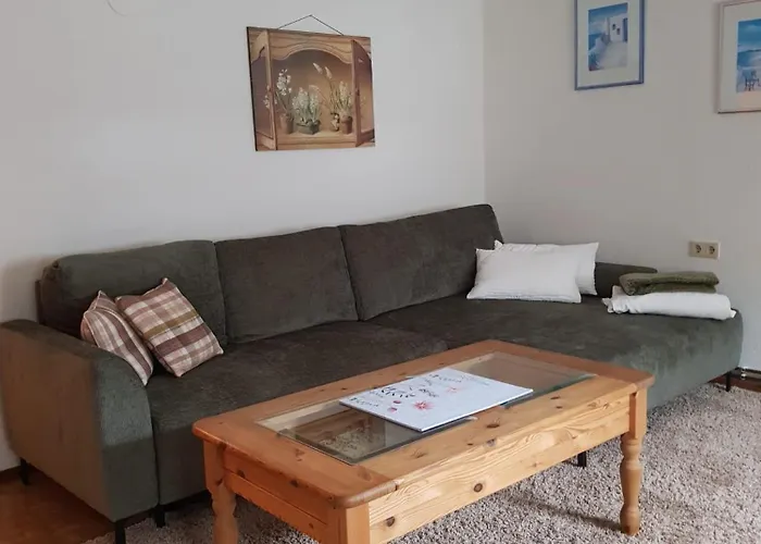 Lisis Appartements, Privatzimmer, *