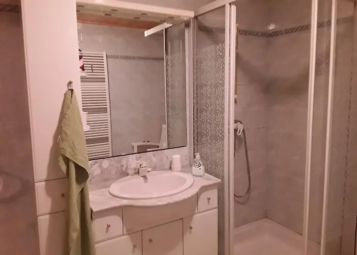 Lisis Appartements, Privatzimmer, Gross Taxen